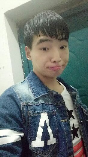 @柠檬不萌