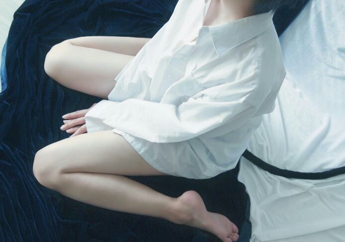 多余。
