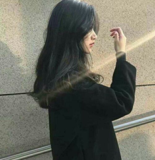 初云丿