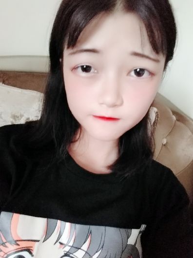 ꧁孤女无爱｡꧂